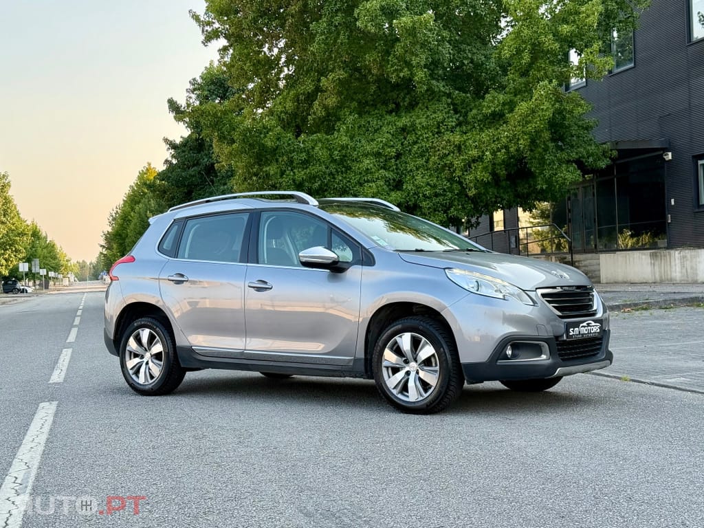 Peugeot 2008 1.2 PureTech Allure