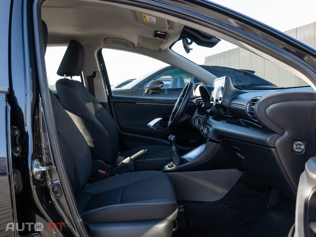 Toyota Yaris 1.0 VVT-i Comfort Plus