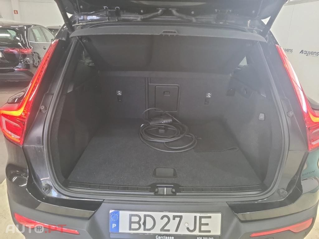 Volvo XC40 1.5 T5 PHEV Plus Dark