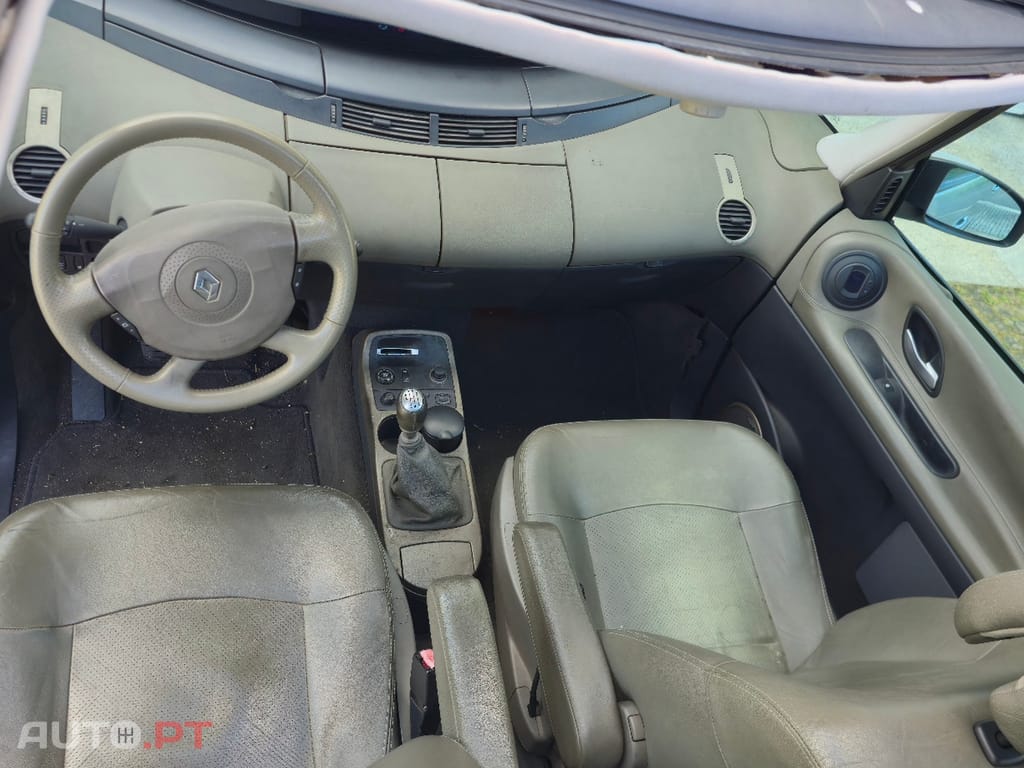 Renault Grand Espace Initiale Paris
