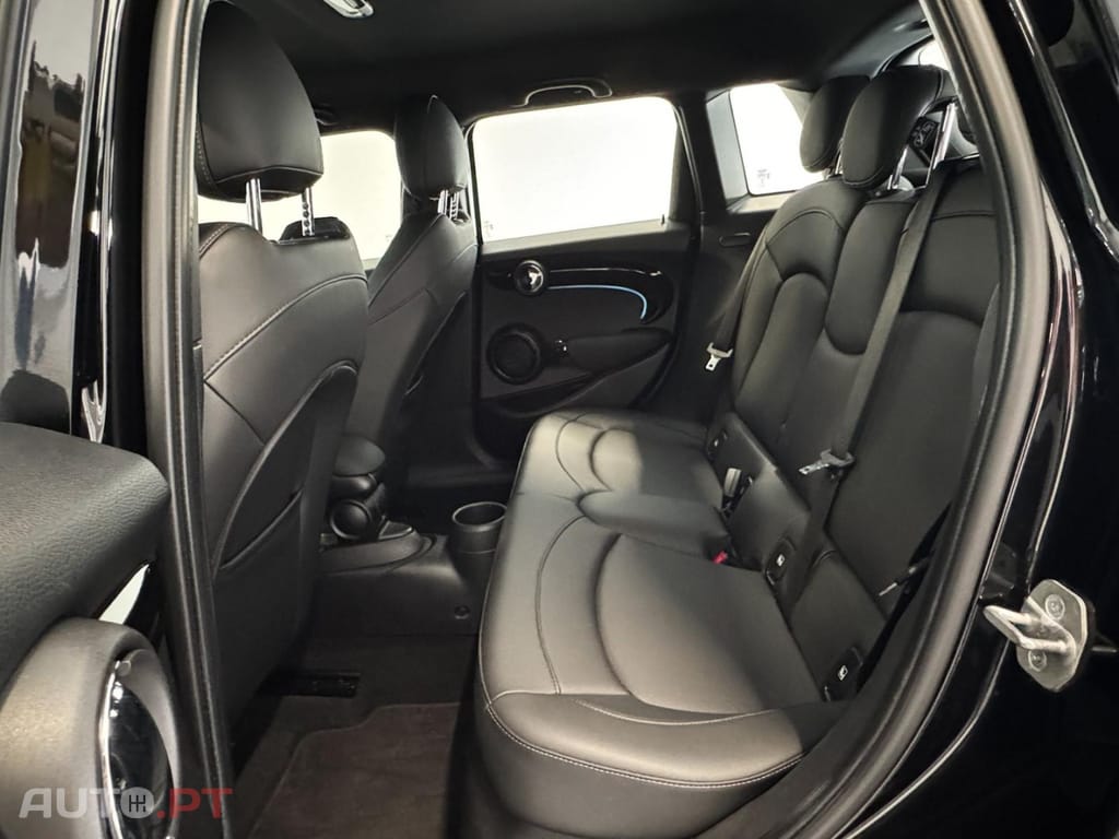 MINI Cooper Cooper Auto