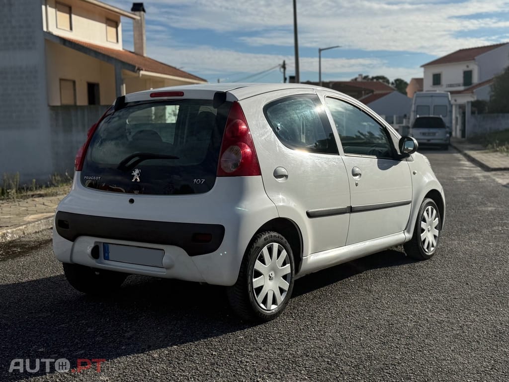 Peugeot 107 1.4 HDi Trendy