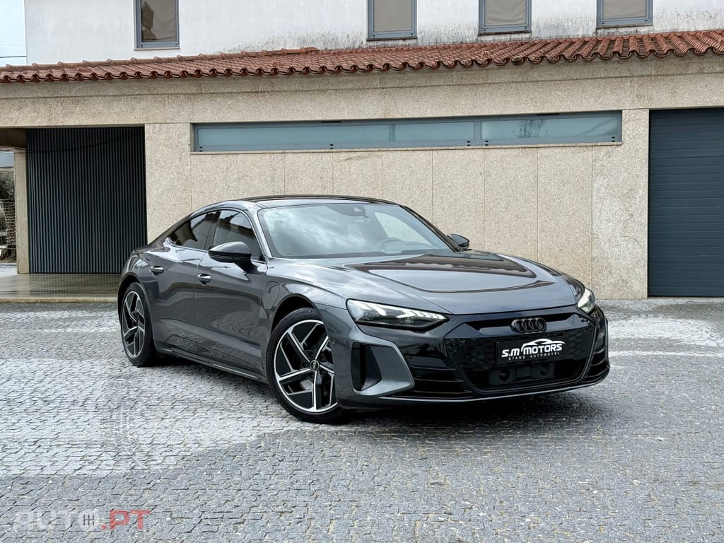 Audi E-Tron GT quattro