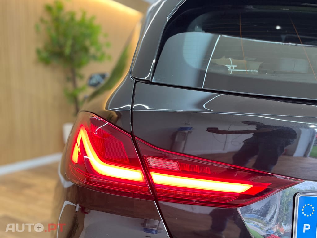 BMW 116 116 d Corporate Edition M