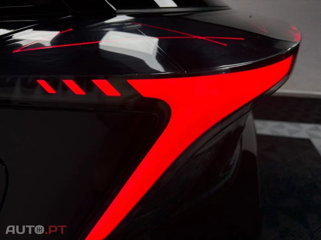 MG MG4 64 kWh Luxury