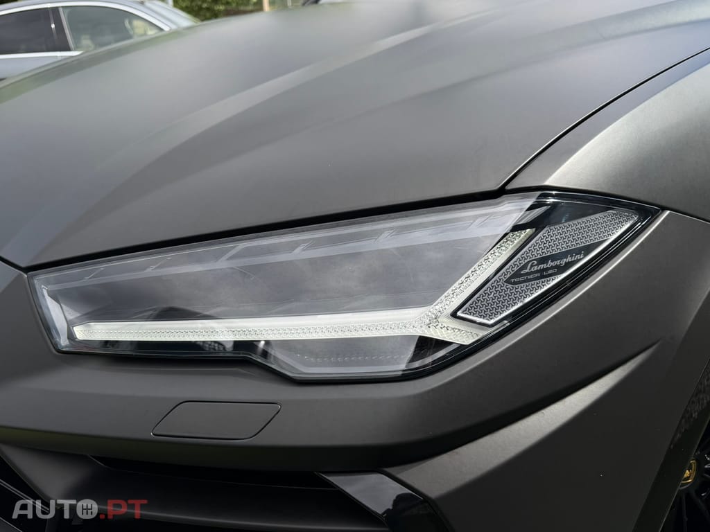 Lamborghini Urus 4.0 V8