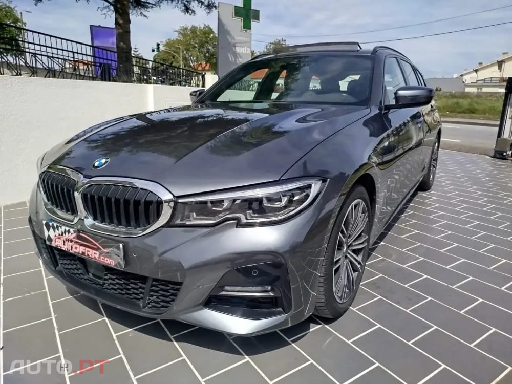 BMW 320 d Touring Pack Desportivo M Auto