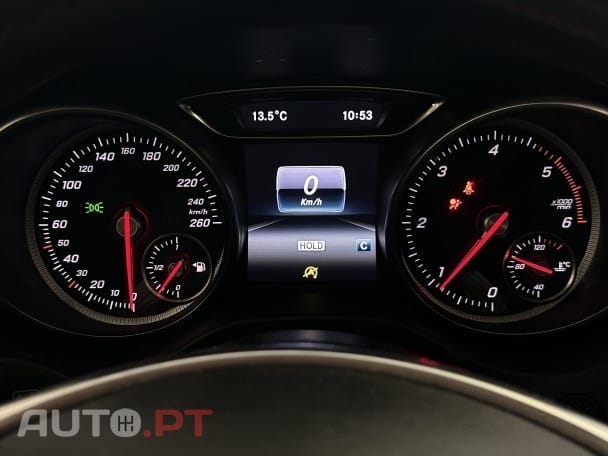 Mercedes-Benz CLA 180 AMG line