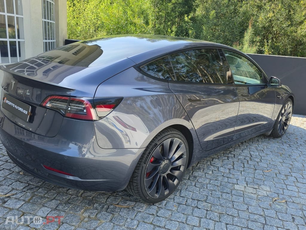 Tesla Model 3 Performance Dual Motor AWD