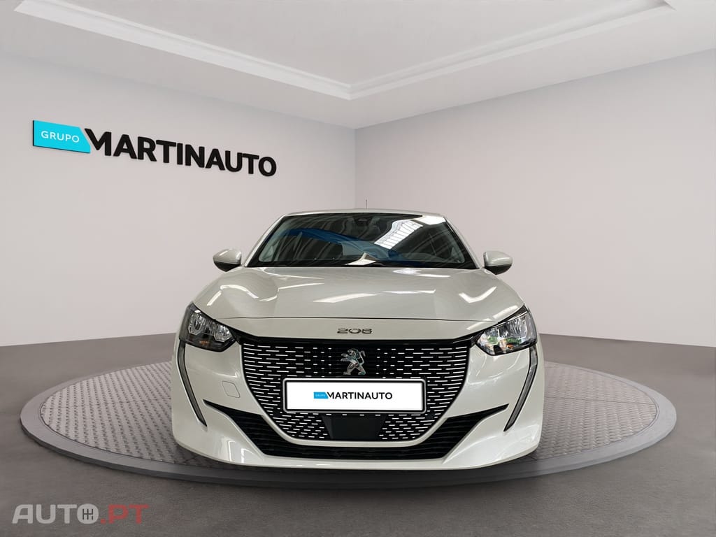 Peugeot E-208 50 kWh Allure Pack
