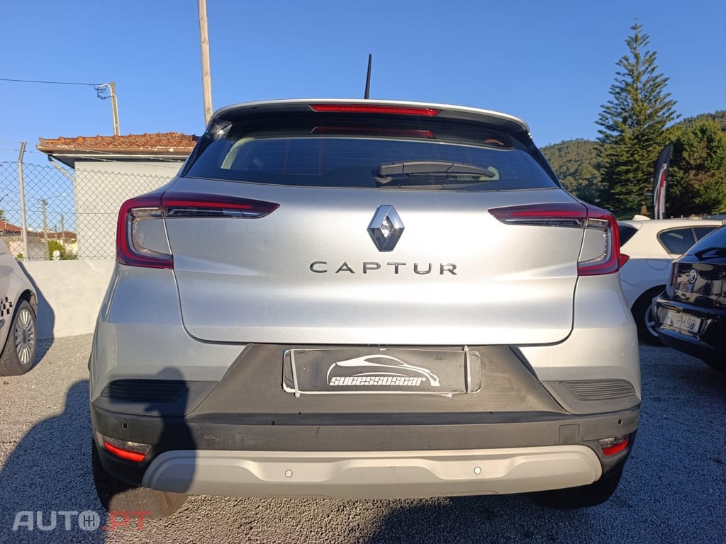 Renault Captur TCe 100 BUSINESS EDITION