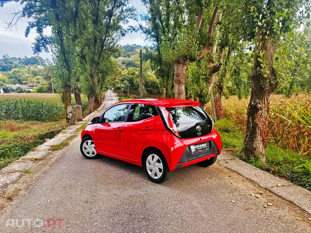 Toyota Aygo 1.0 X-Play+AC+X-Touch