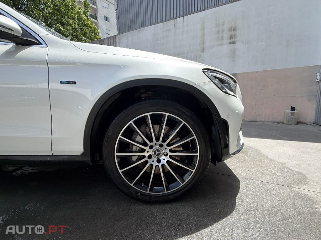 Mercedes-Benz GLC 300 e 4Matic