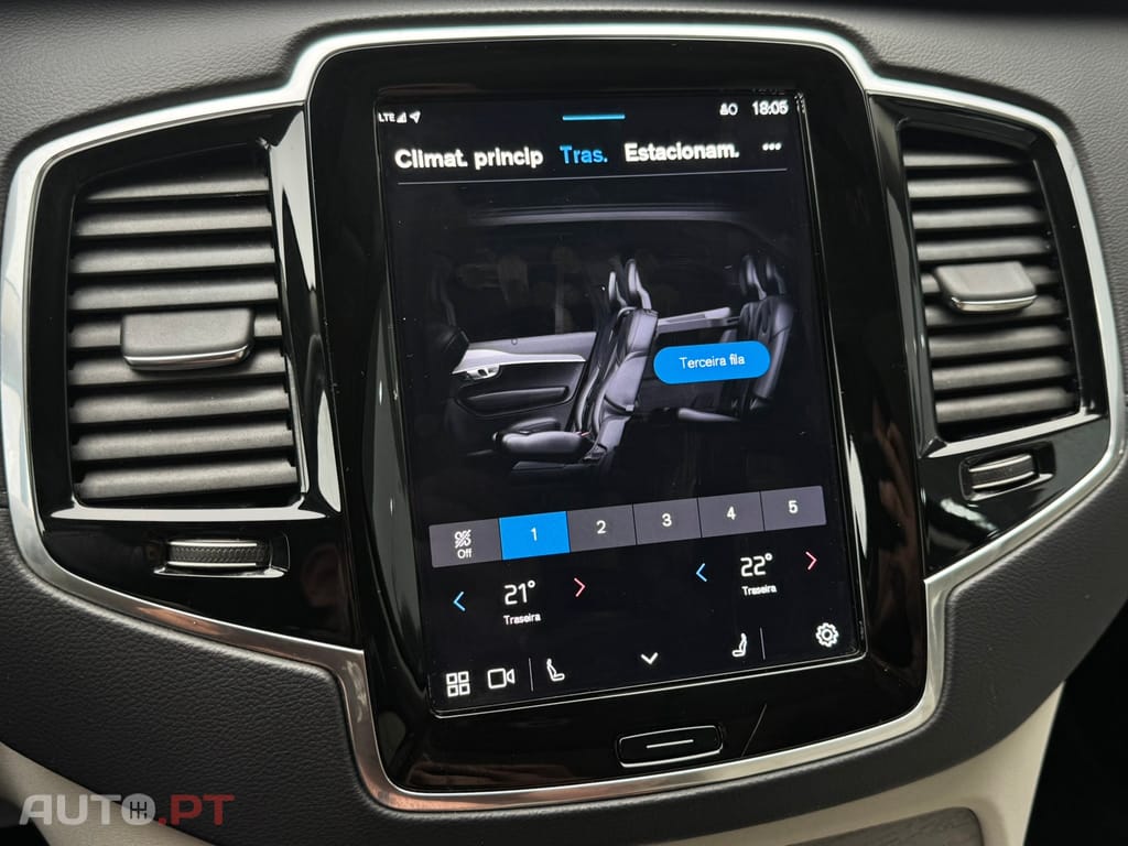 Volvo XC90 2.0 T8 PHEV Plus Bright AWD