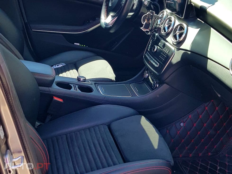 Mercedes-Benz CLA 220 Shooting Brake AMG Line