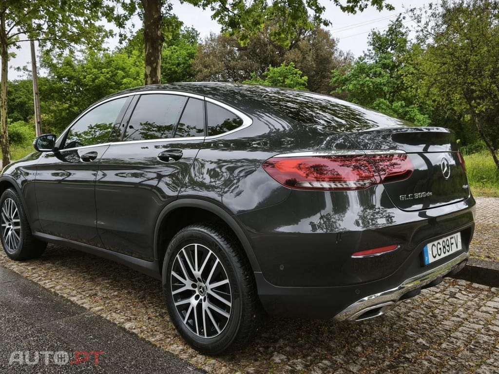 Mercedes-Benz GLC 300 de Coupe 4Matic 9G-TRONIC Exclusive
