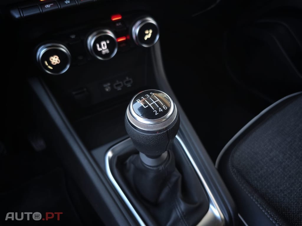 Renault Captur 1.0 TCe Techno Bi-Fuel