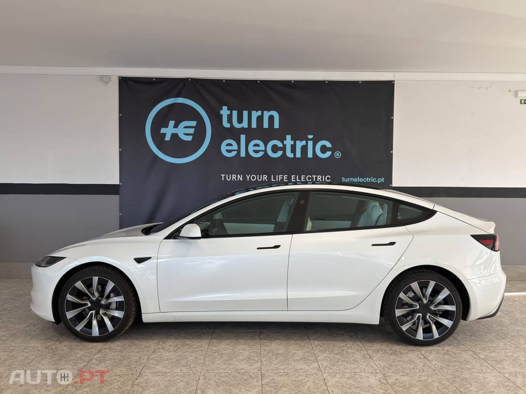 Tesla Model 3 Tração Traseira Premium