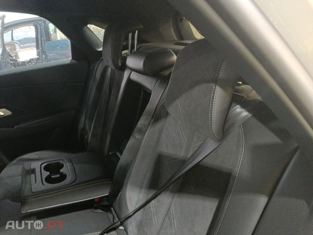 DS DS7 Crossback E-Tense Performance Line EAT8