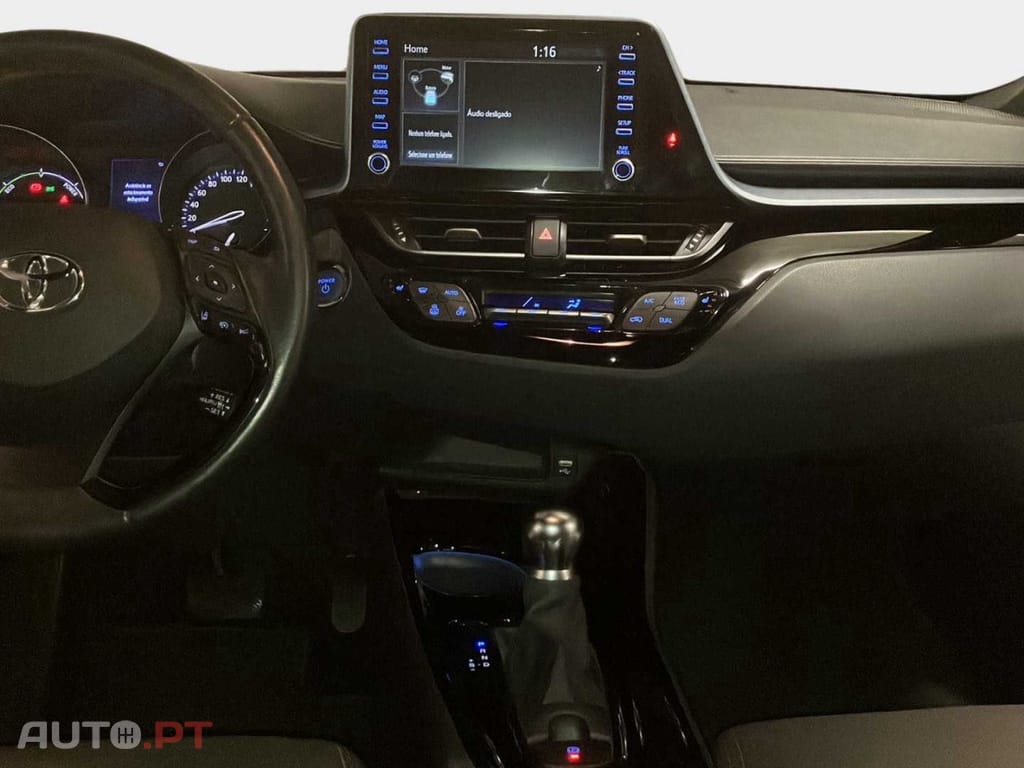 Toyota C-HR 2.0 Hybrid Square Collection