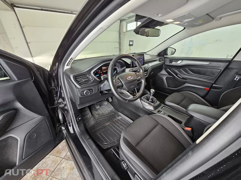 Ford Focus SW 1.0 EcoBoost Connected