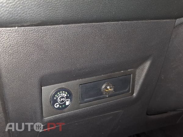 Renault Captur 1.0 TCe 100 Bi-Fuel techno