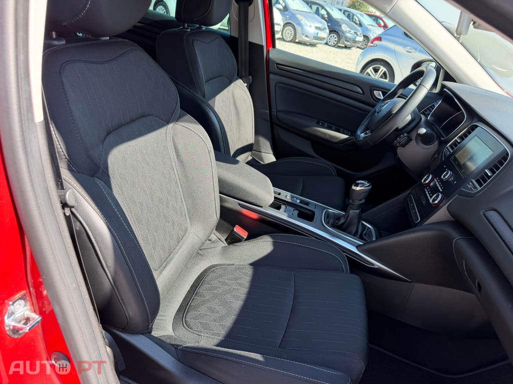 Renault Mégane 1.5 Blue dCi Limited J17