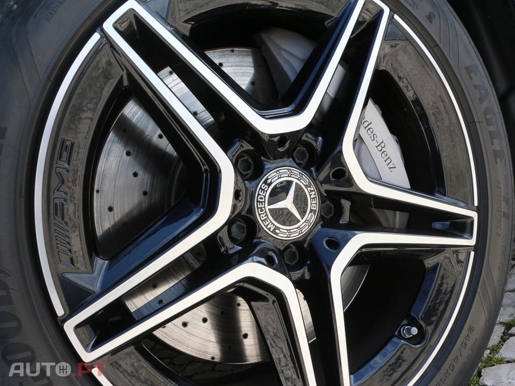 Mercedes-Benz E 300 de AMG Line