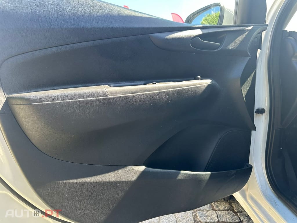 Opel Karl 1.0 Rocks