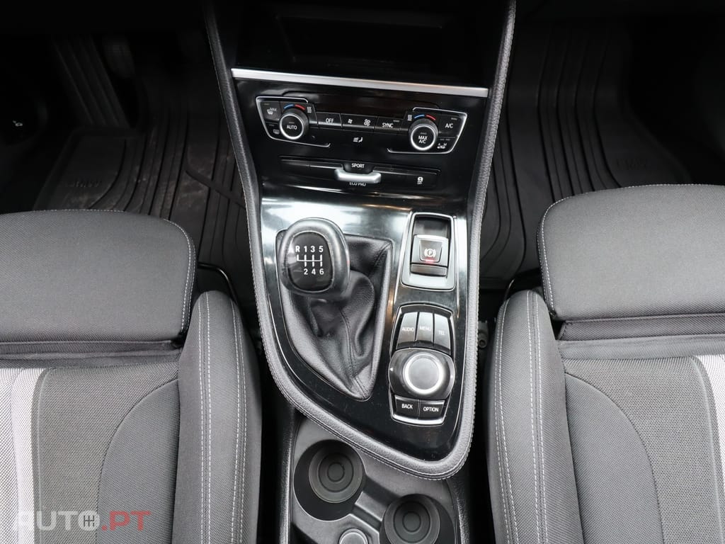 BMW 216 d Advantage