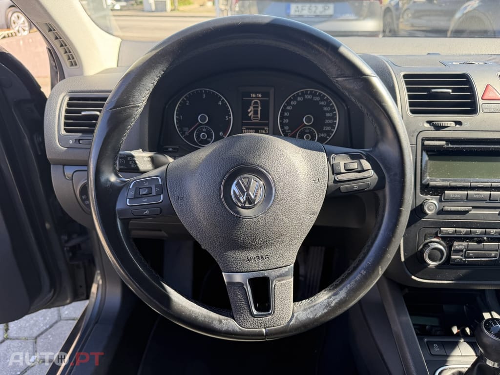 Volkswagen Jetta 1.6 TDi Trendline BM