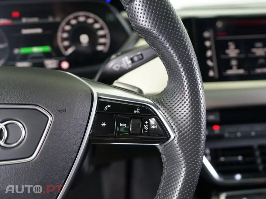 Audi E-Tron GT quattro