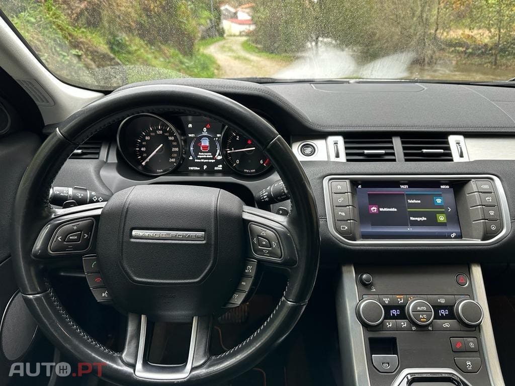 Land Rover Range Rover 2.0 D150 AWD R-Dynamic Auto