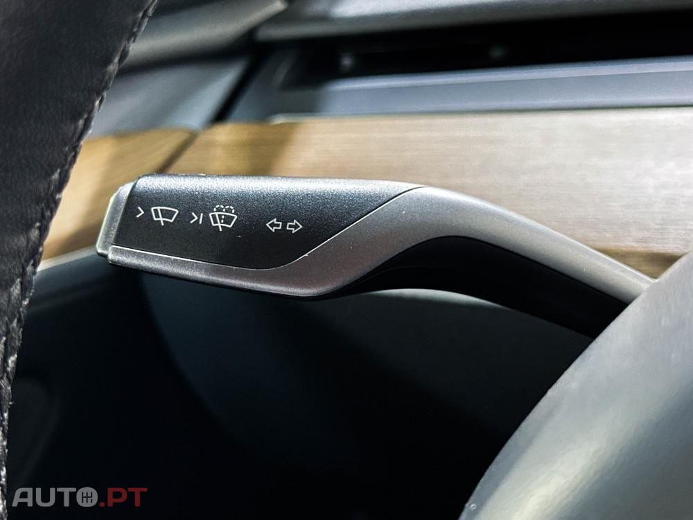 Tesla Model Y Long Range Dual Motor AWD
