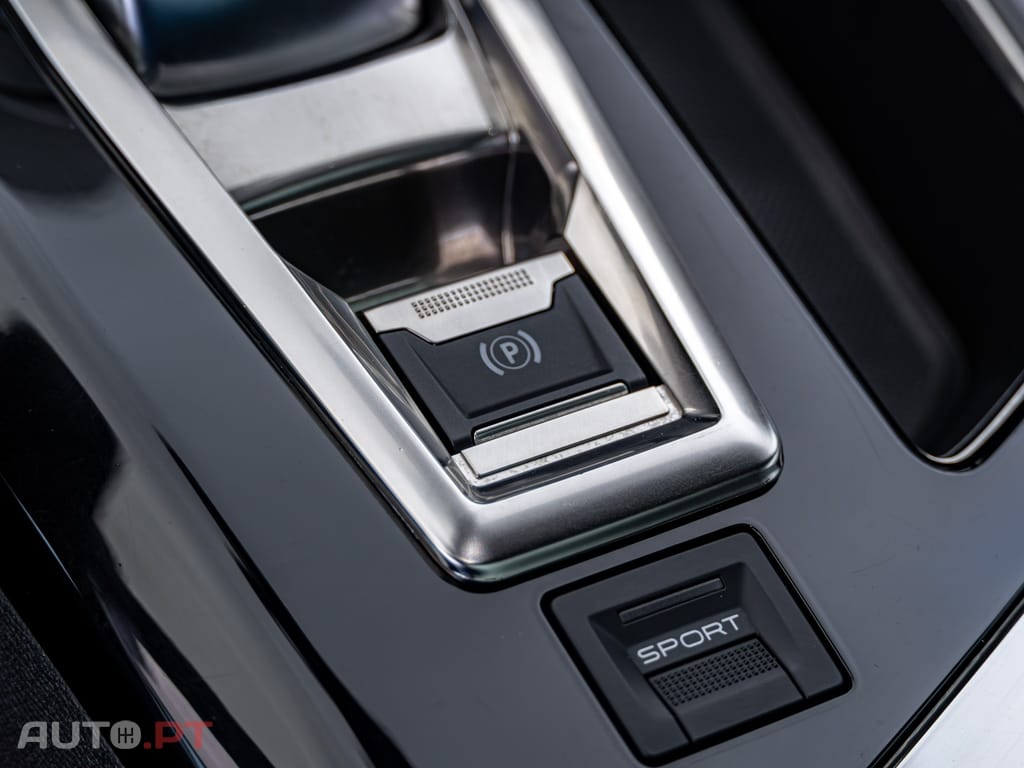 Peugeot 3008 1.5 BlueHDi GT Line EAT8