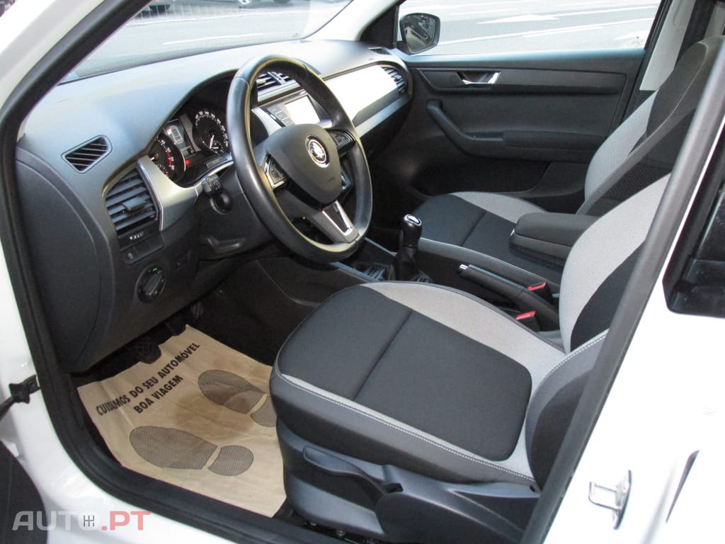 Skoda Fabia Diesel 1.4 TDi 105cv Só 22.000KM