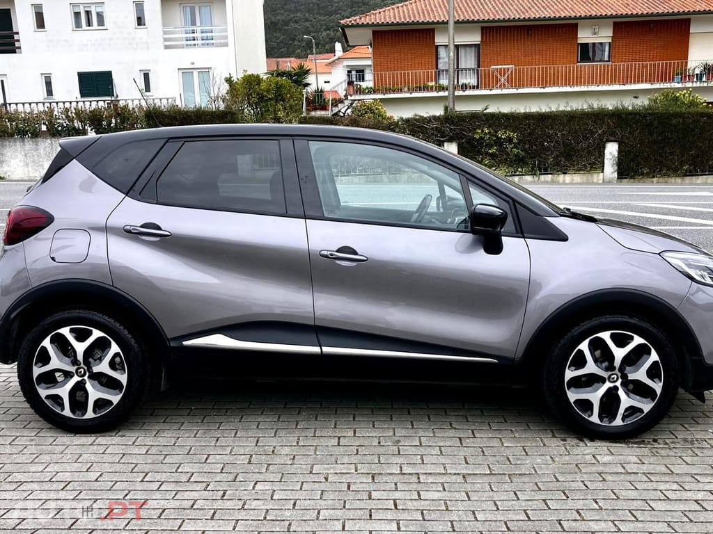 Renault Captur 1.3 TCe Initiale Paris EDC