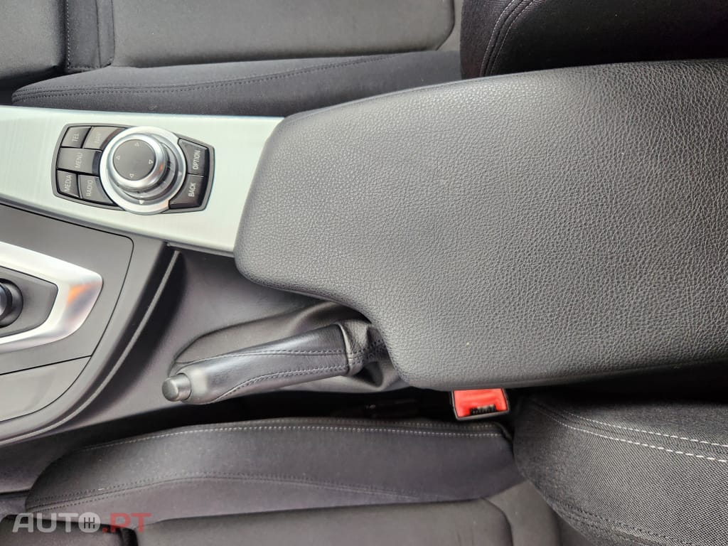 BMW 318 d Touring Auto Line Sport