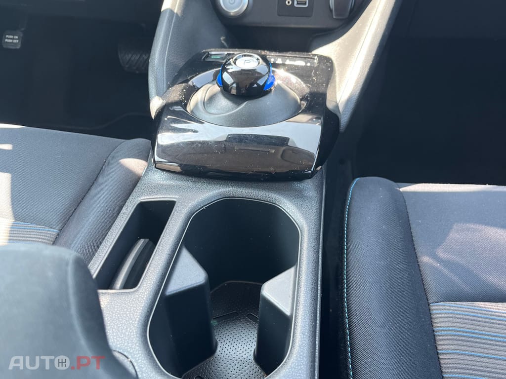 Nissan Leaf 40 kWh TEKNA
