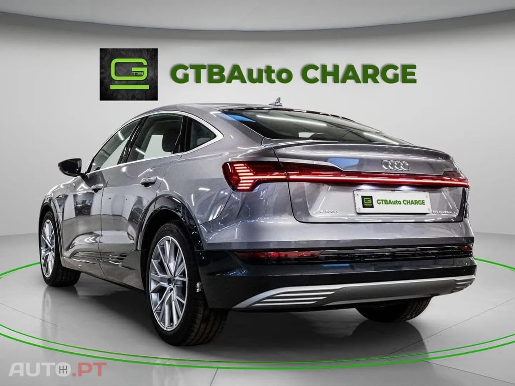 Audi E-Tron I.V.A DEDUTÍVEL 55  ADVANCED