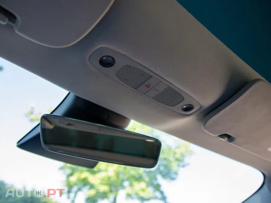 Tesla Model 3 Standard Range Plus RWD