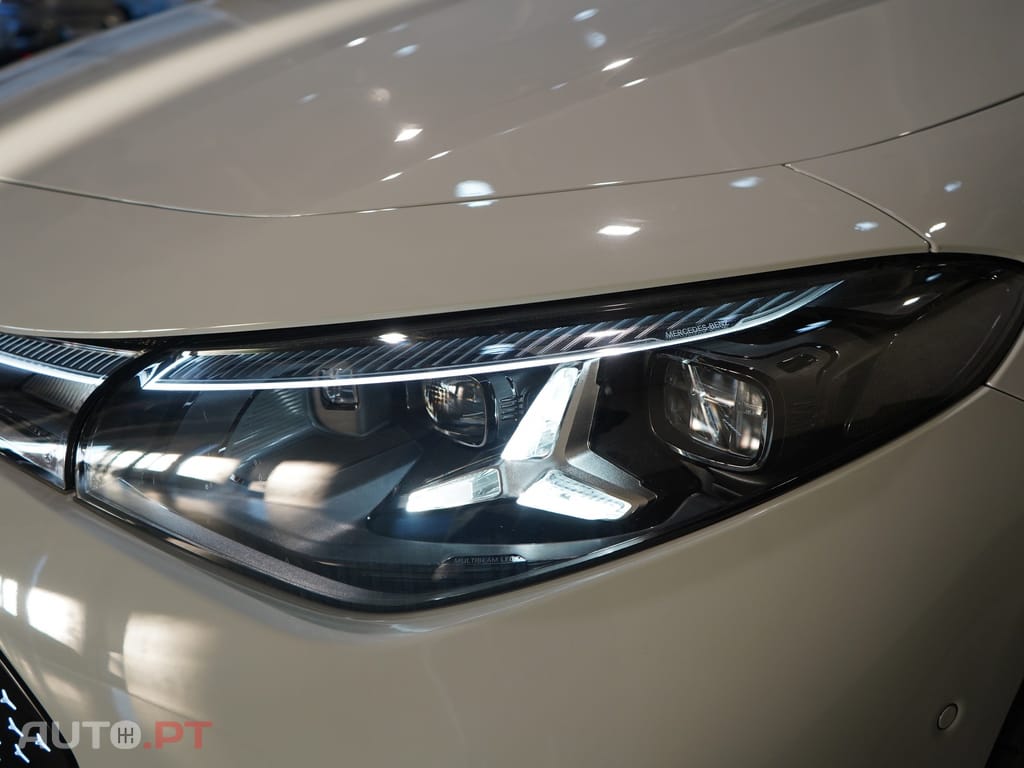 Mercedes-Benz CLA 250 com tecnologia EQ