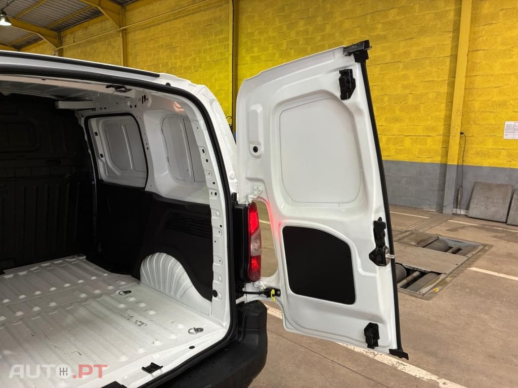Peugeot Partner 1.5 BlueHDi Asphalt