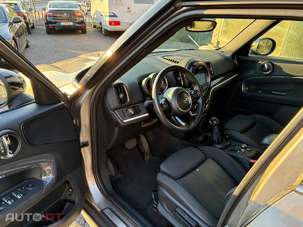 MINI Countryman Cooper S E ALL4 Auto