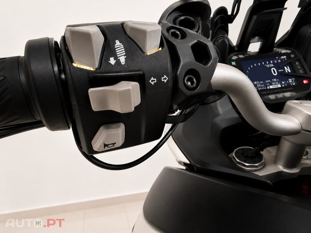 Ducati Multistrada 950 S  GP White