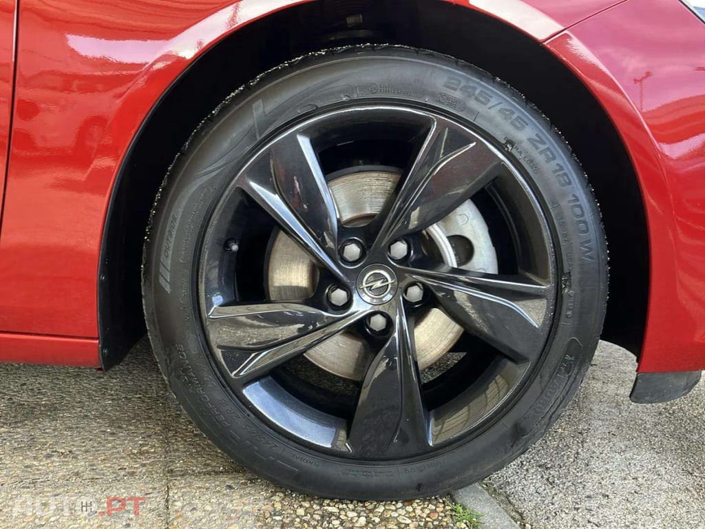 Opel Insignia 2.0 D GS Line