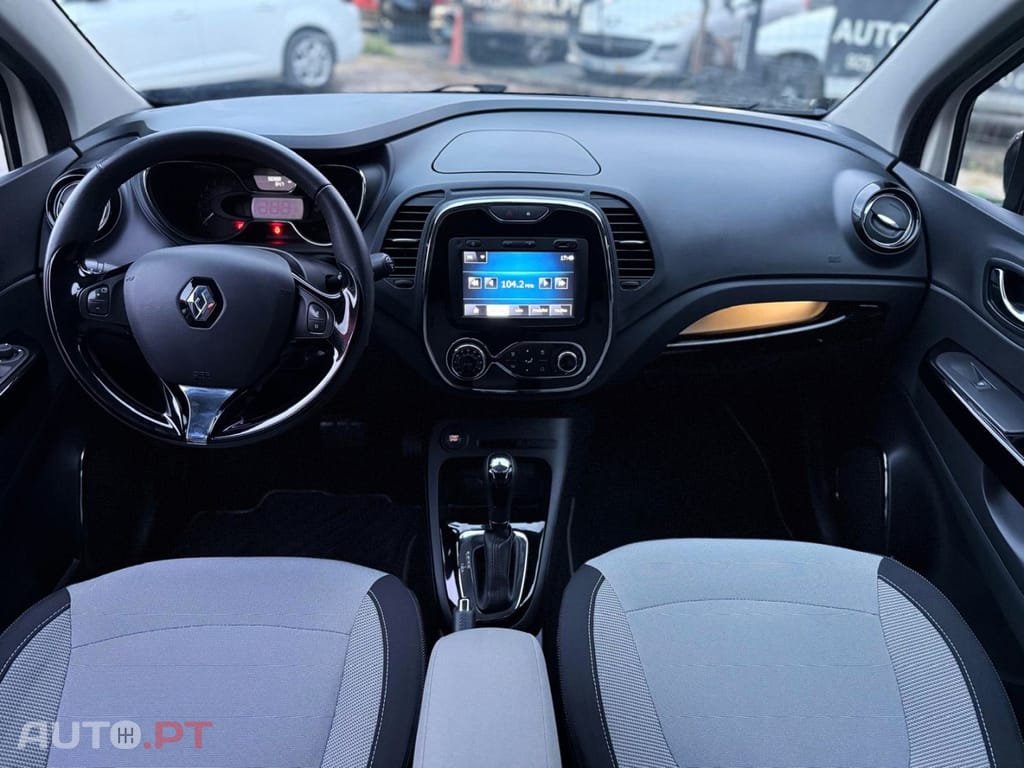 Renault Captur TCE 120 INTENS EDC