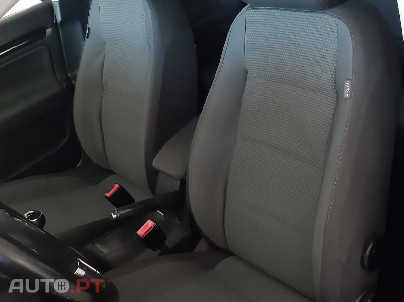 Volkswagen Golf Variant Confortline 1.6 TDI 105 CV