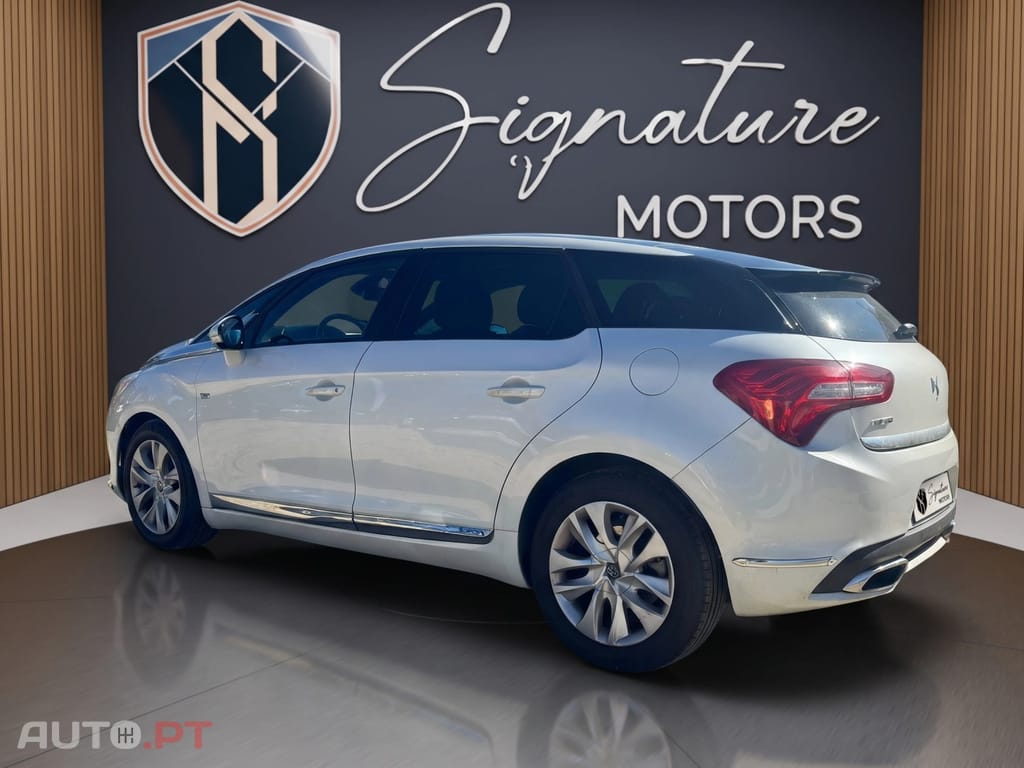 Citroen DS5 2.0 HDi Hybrid4 Sport Chic CMP6