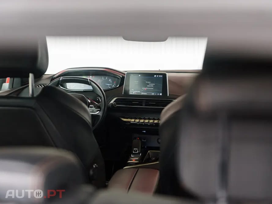 Peugeot 3008 1.5 BlueHDi GT EAT8